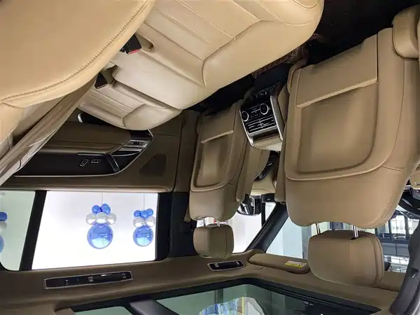 Land Rover Range Rover 2024