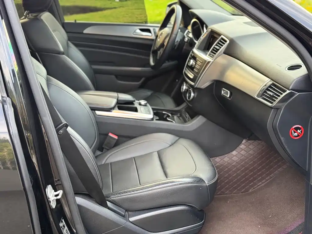 Mercedes-Benz M-Class 2015 — фото 10