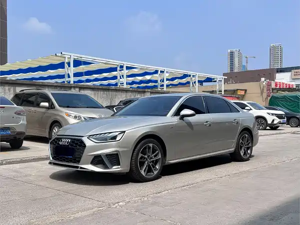 Audi A4L 2021