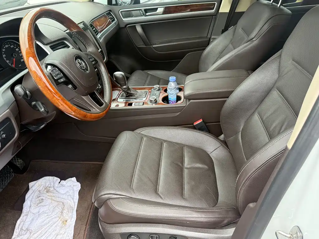 Volkswagen Touareg 2015