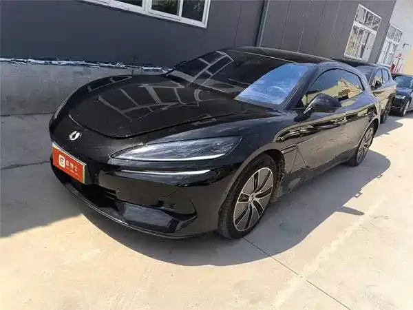 Denza Z9GT 2025