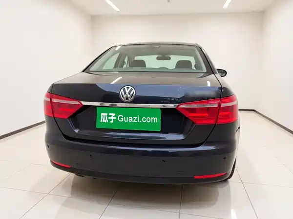 Volkswagen Lavida 2015