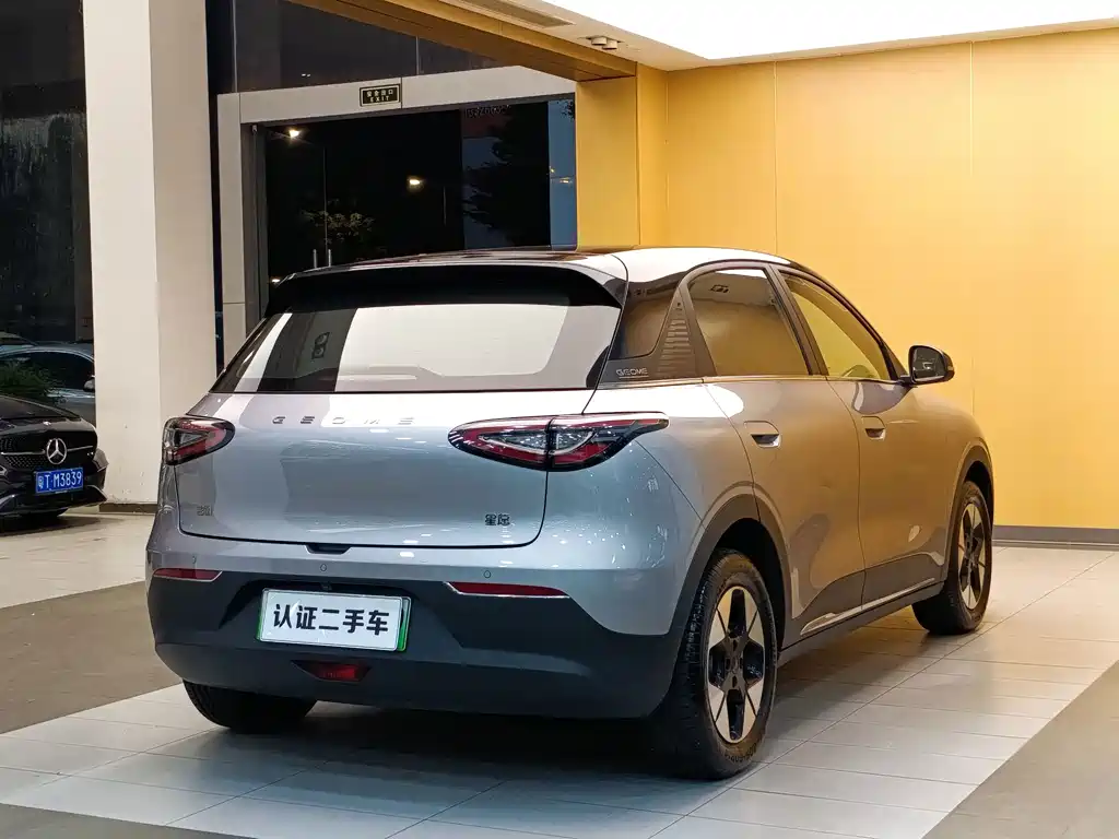 Geely Galaxy Starwish 2025 — фото 29