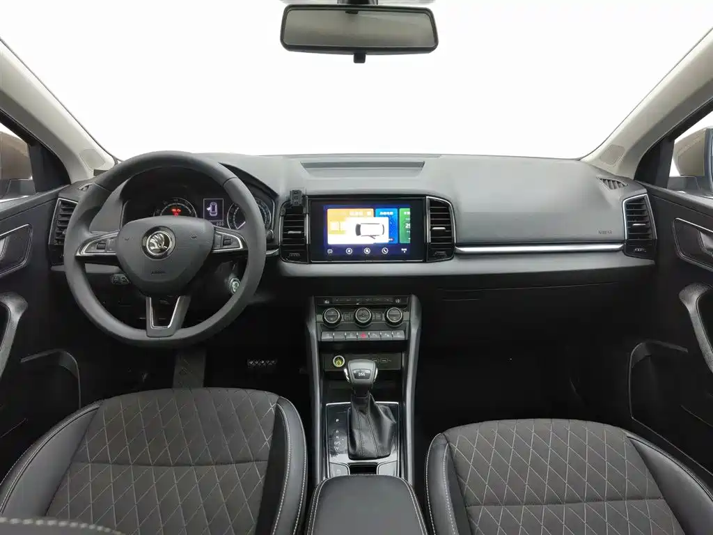 Skoda Karoq 2021 — фото 5