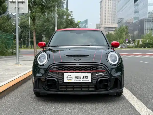 MINI JCW 2022