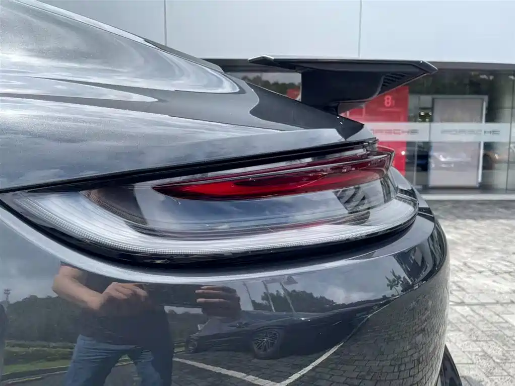 Porsche Panamera Hybrid 2023 — фото 11