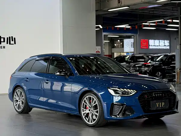 Audi S4 2023