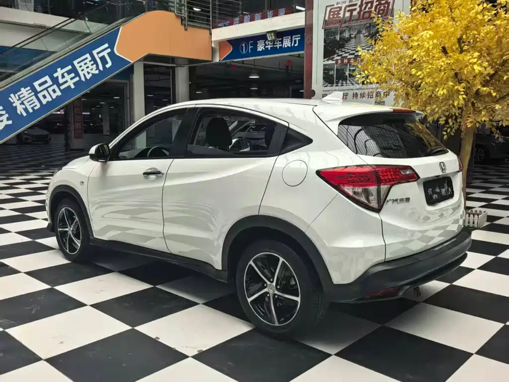 Honda Vezel 2021 — фото 15