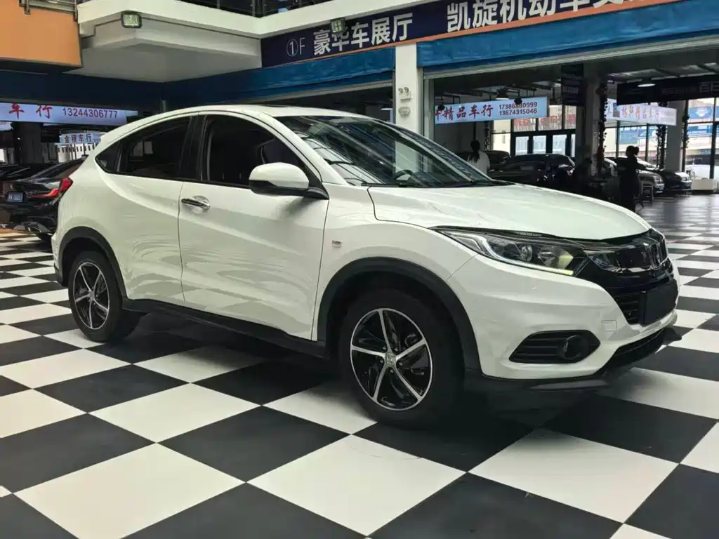 Honda Vezel 2021 — фото 3