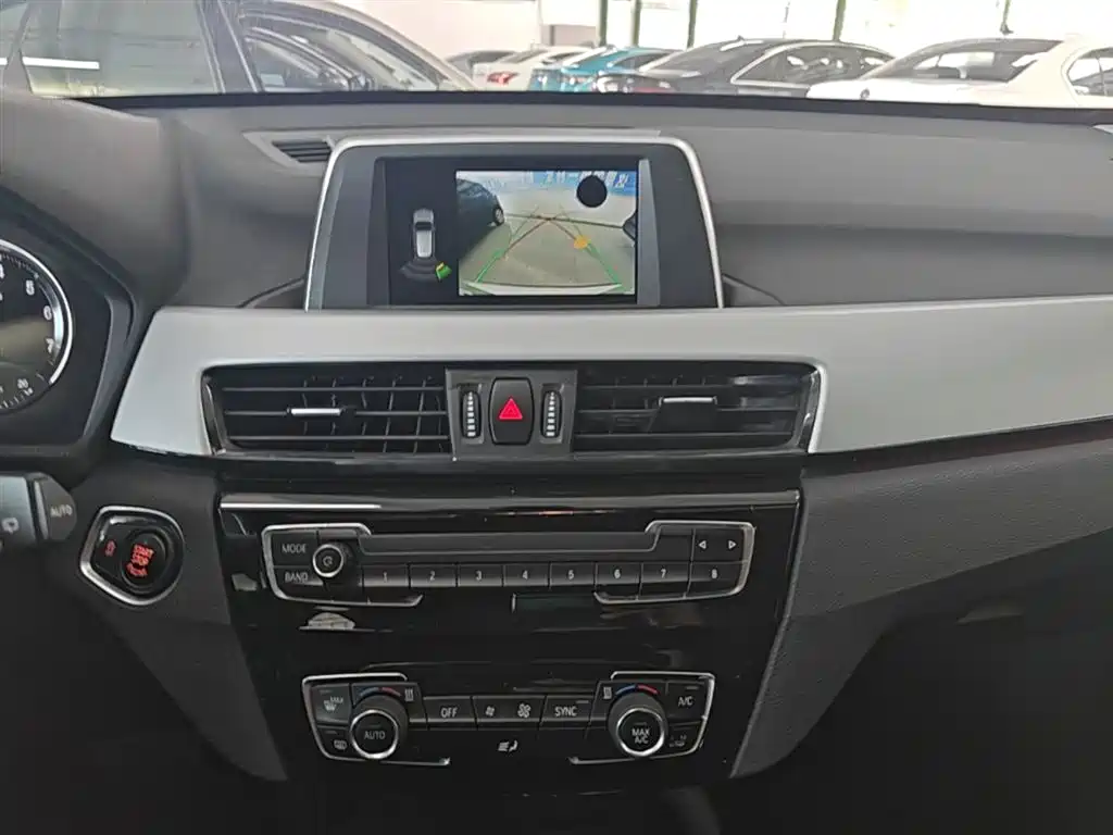 BMW X1 2019 — фото 13
