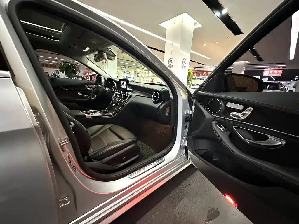 Mercedes-Benz C-Class 2016 — фото 23
