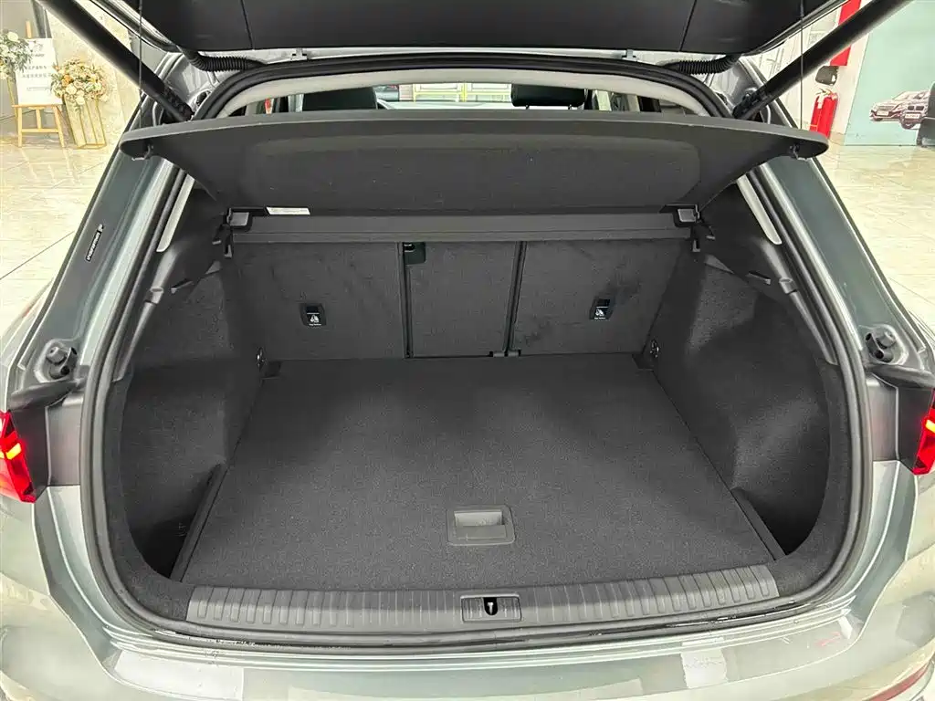 Audi Q3 2023 — фото 16