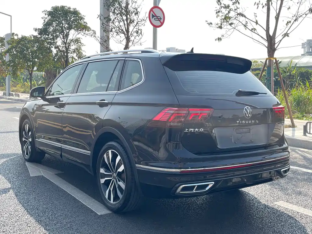 Volkswagen Tiguan L 2021 — фото 8