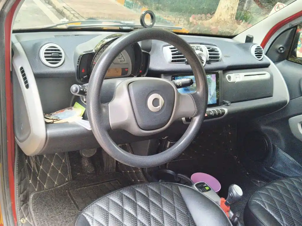 smart fortwo 2015 — фото 6