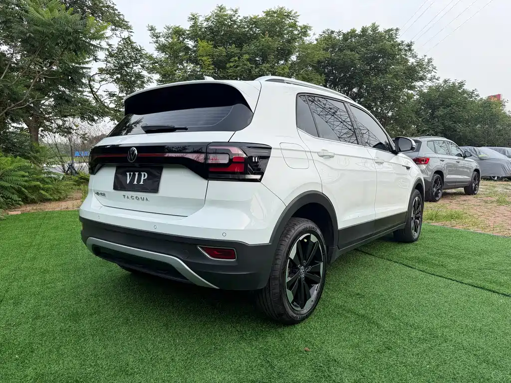 Volkswagen Tacqua 2022