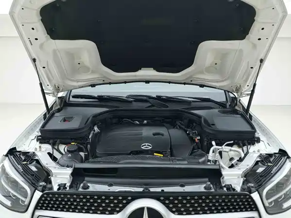 Mercedes-Benz GLC 2023