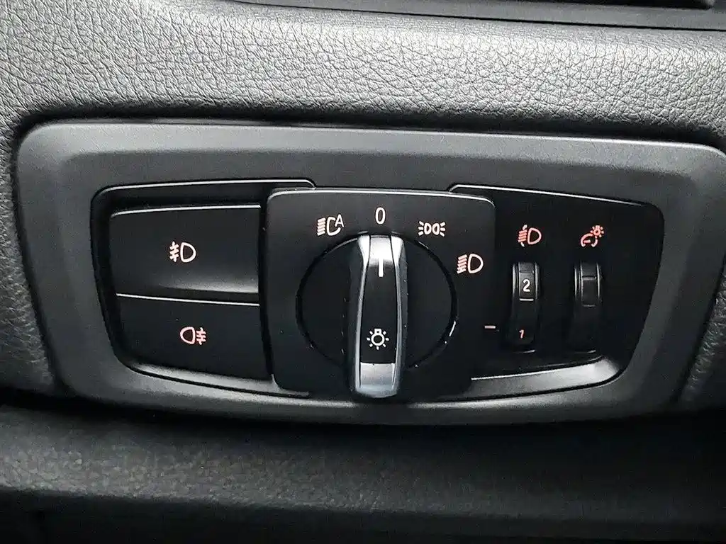 BMW 2 Series Active Tourer 2015 — фото 21
