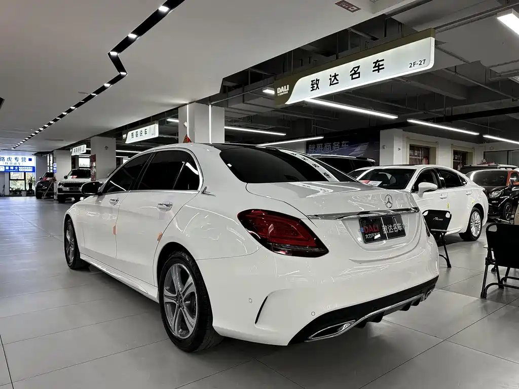 Mercedes-Benz C-Class 2020 — фото 9