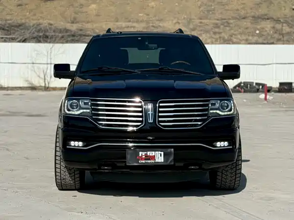 Lincoln Navigator 2017