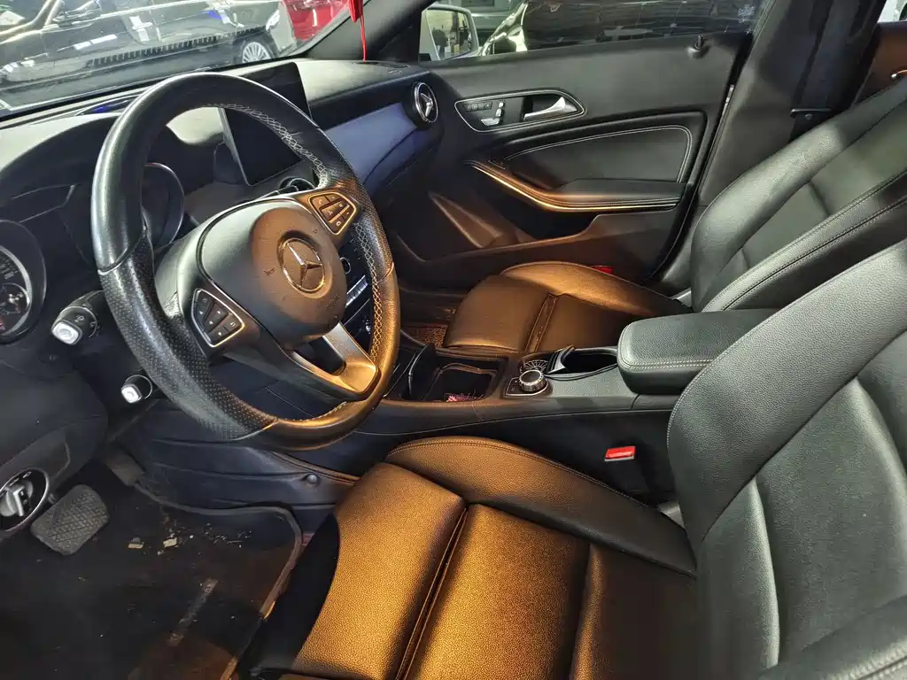 Mercedes-Benz CLA 2017