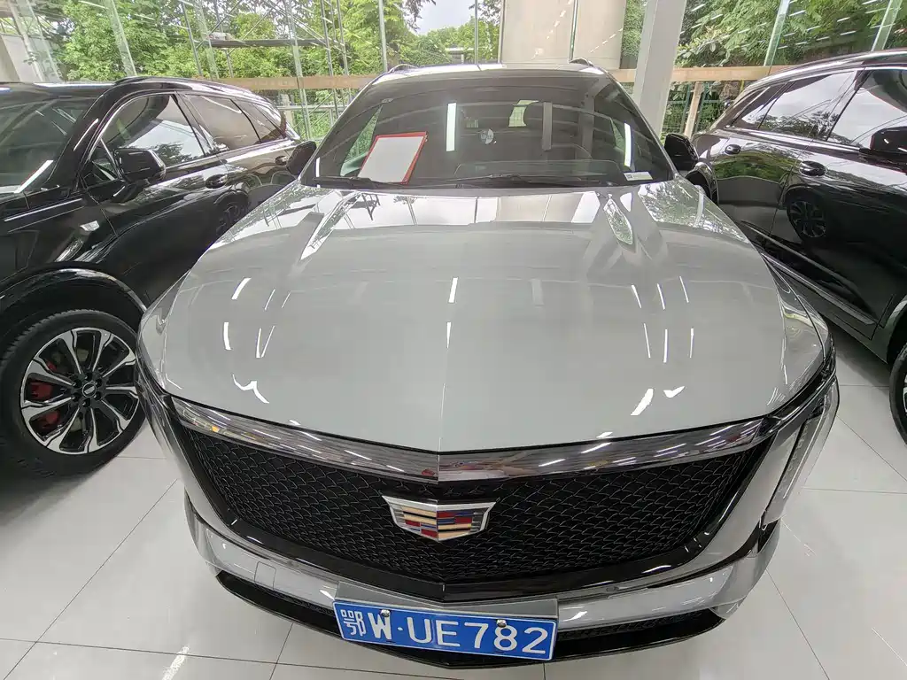 Cadillac XT5 2025