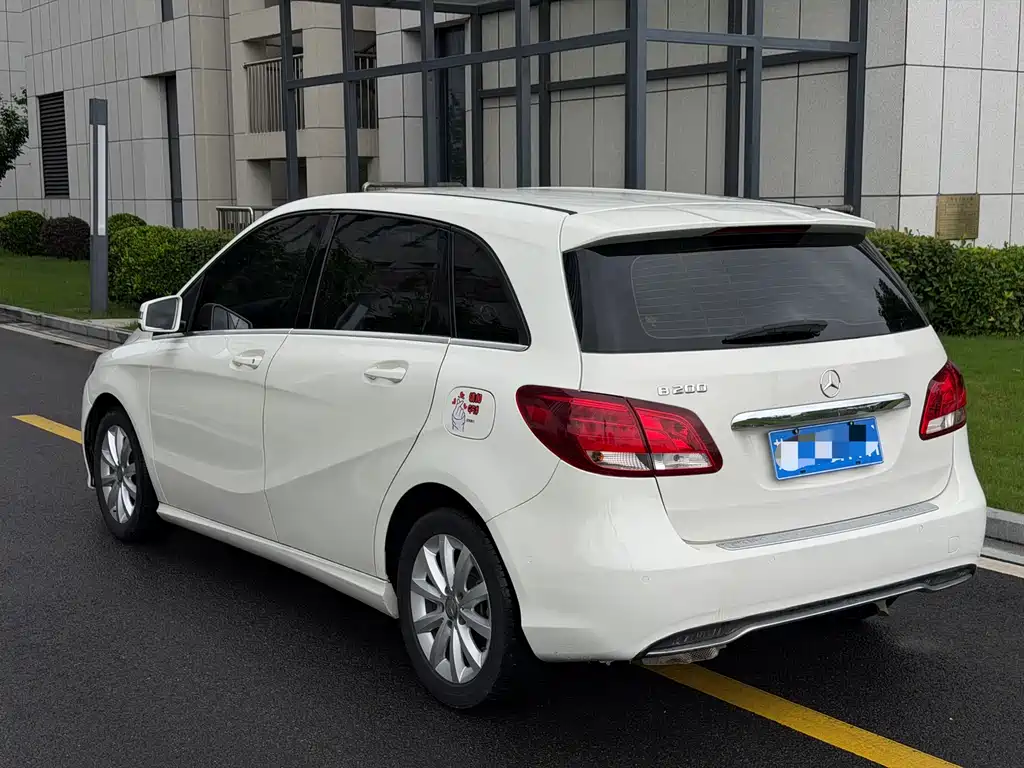Mercedes-Benz B-Class 2016