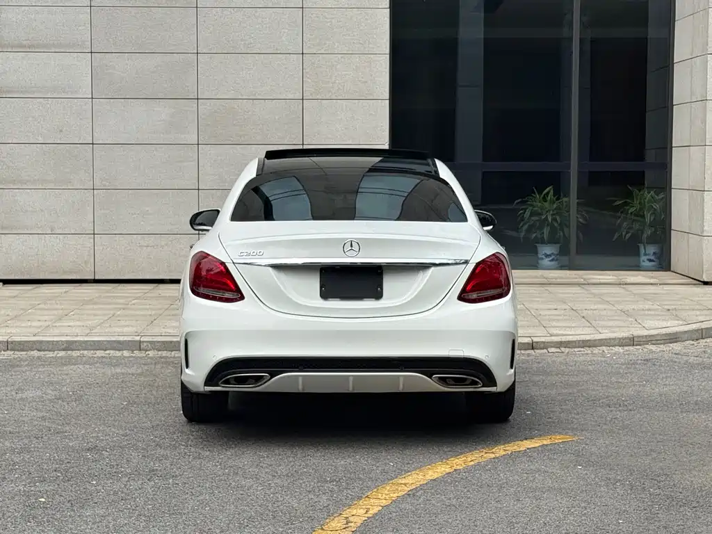 Mercedes-Benz C-Class 2015 — фото 18