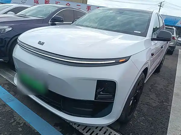 Li Auto L6 2024