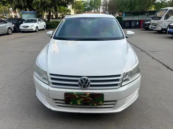Volkswagen Santana 2015