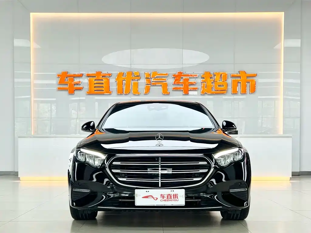 Mercedes-Benz E-Class 2024