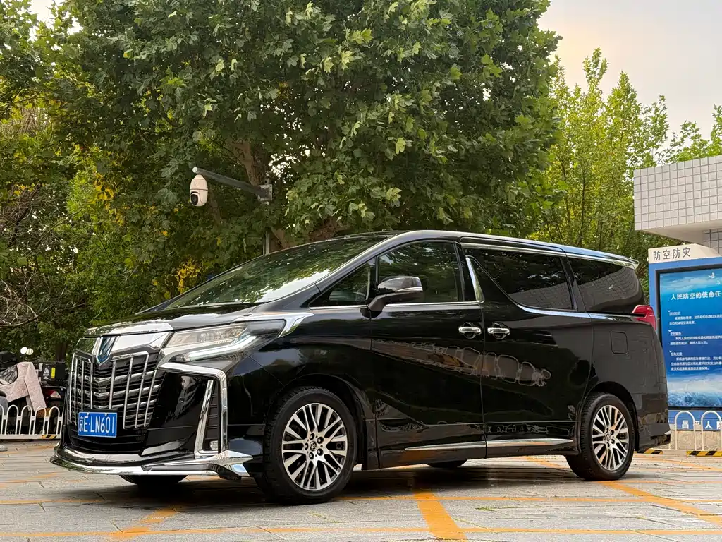 Toyota Alphard 2015 — фото 2