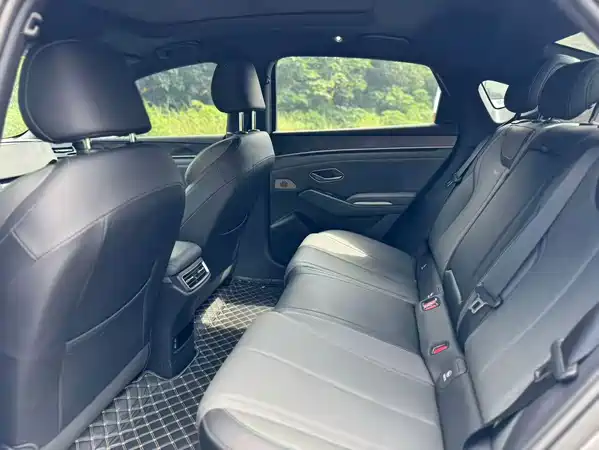 BYD Qin L 2025
