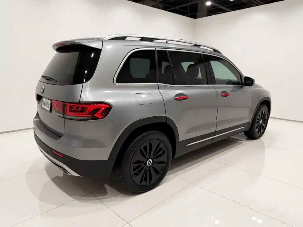 Mercedes-Benz GLB 2024 — фото 4
