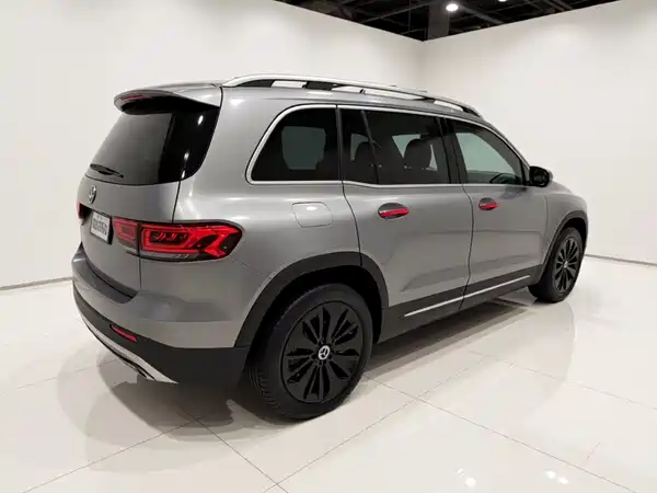 Mercedes-Benz GLB 2024