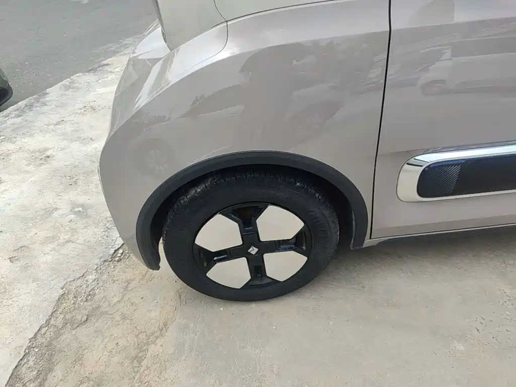 Baojun Kiwi EV 2023 — фото 23