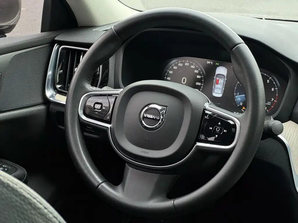Volvo S60 2020 — фото 9