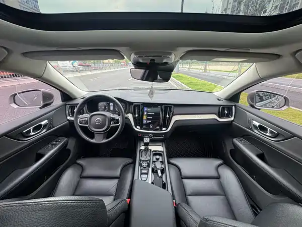 Volvo S60 2020