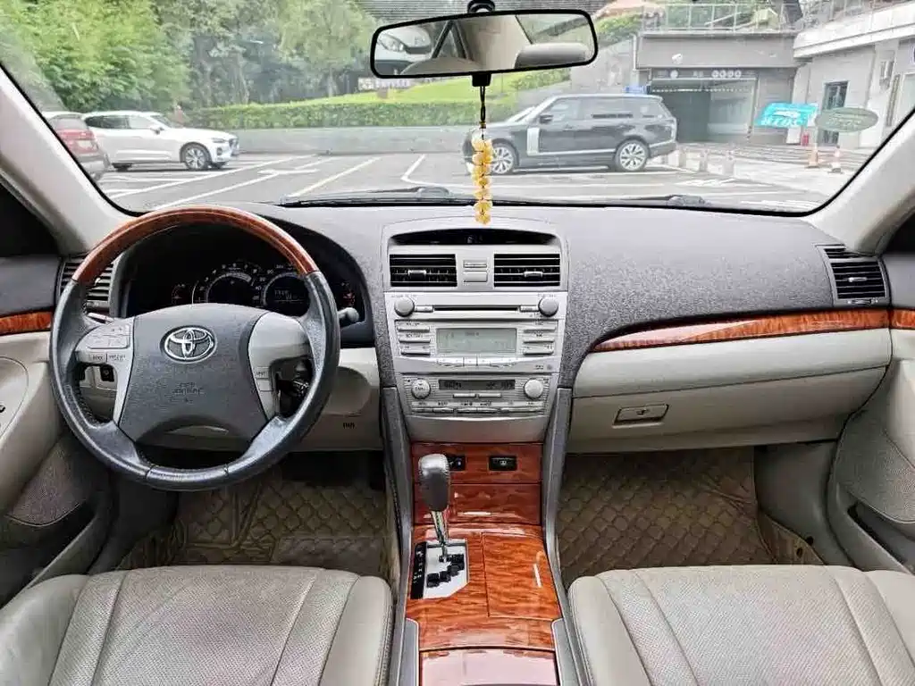 Toyota Camry 2007 — фото 15