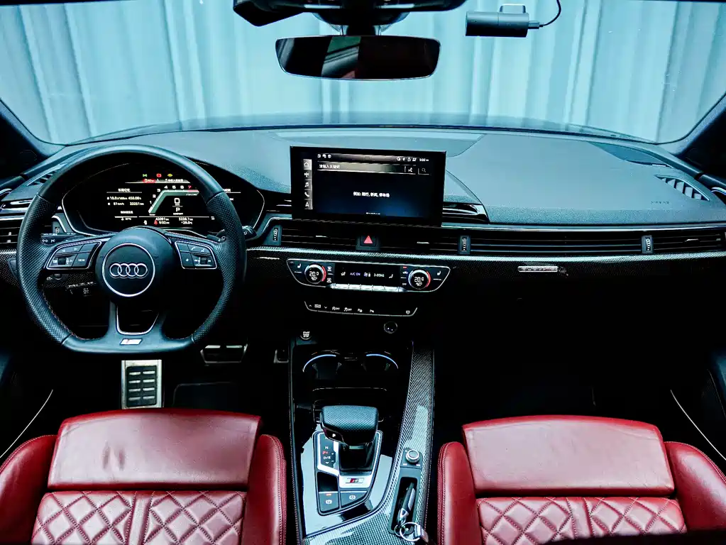 Audi S4 2024 — фото 8