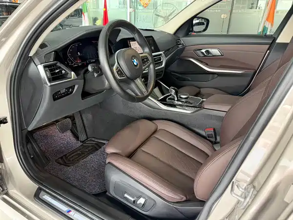 BMW 3 Series 2022