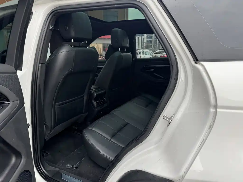 Land Rover Evoque 2019 — фото 9