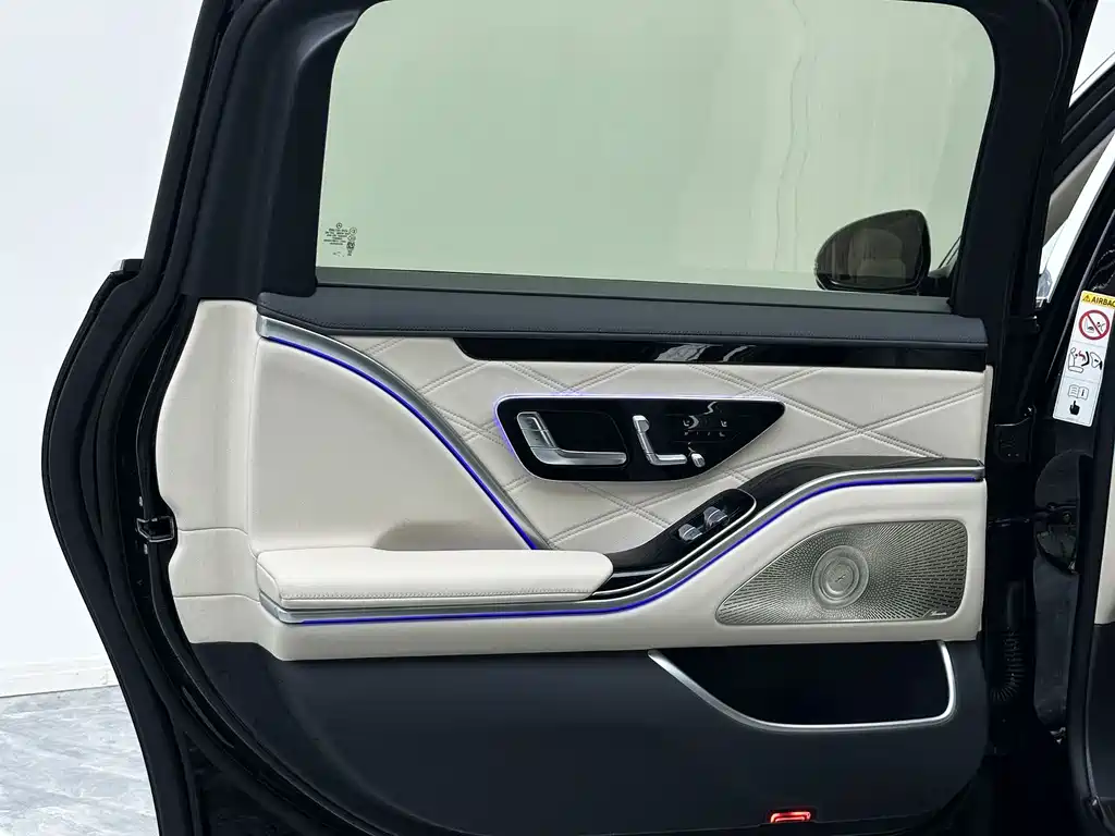 Mercedes-Benz Maybach S-Class 2025 — фото 25