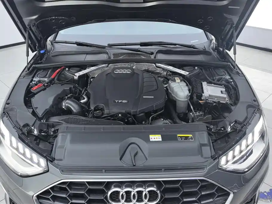 Audi A4L 2021 — фото 10