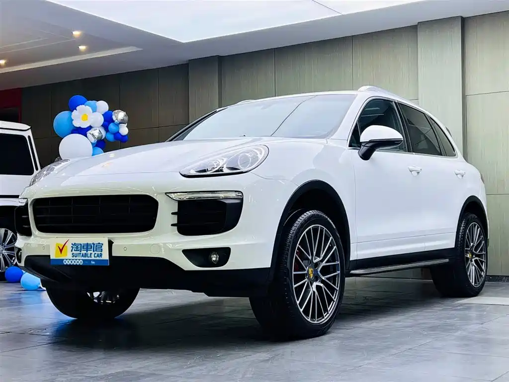 Porsche Cayenne 2017 — фото 1
