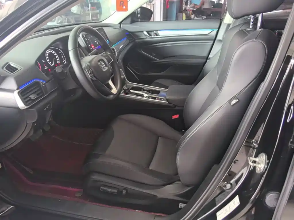 Honda Accord 2023 — фото 15