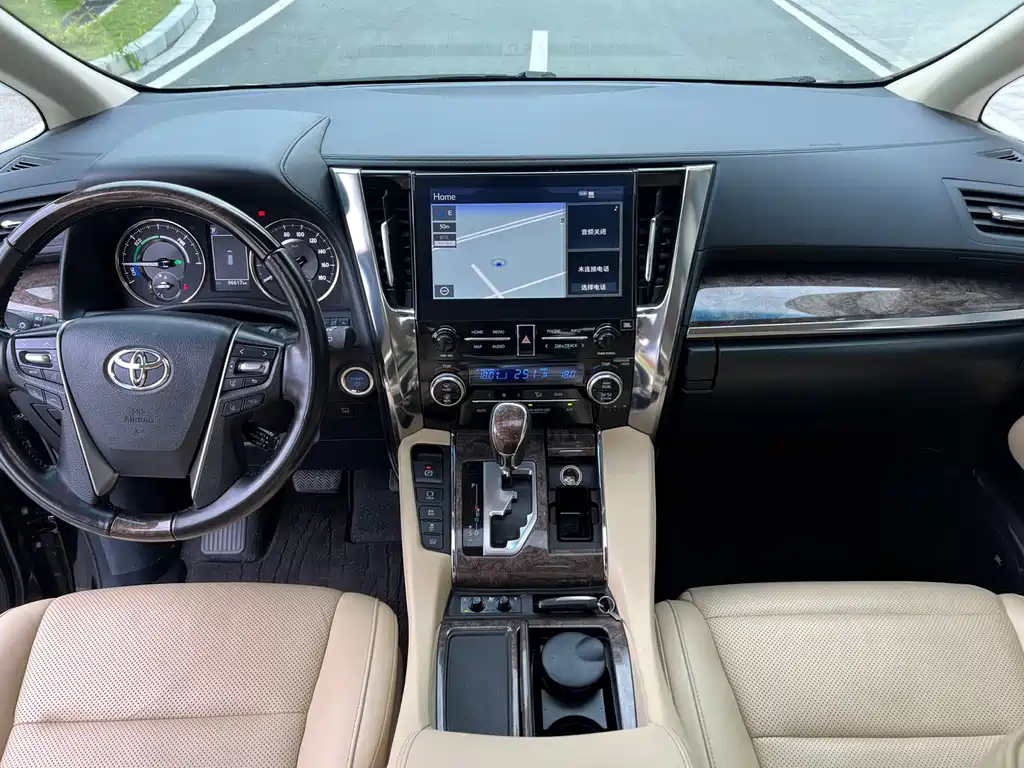 Toyota Vellfire 2021 — фото 8