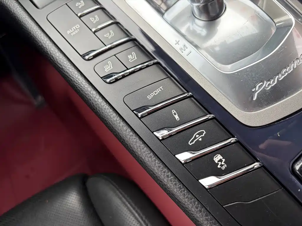 Porsche Panamera 2014 — фото 9