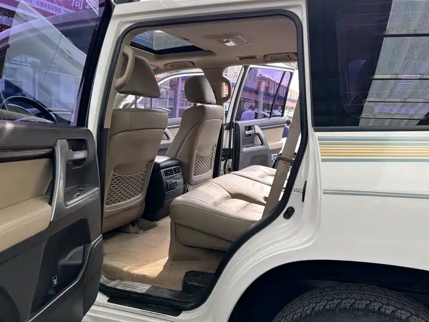 Toyota Land Cruiser 2008 — фото 20