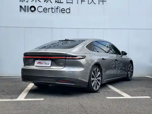 NIO ET7 2024