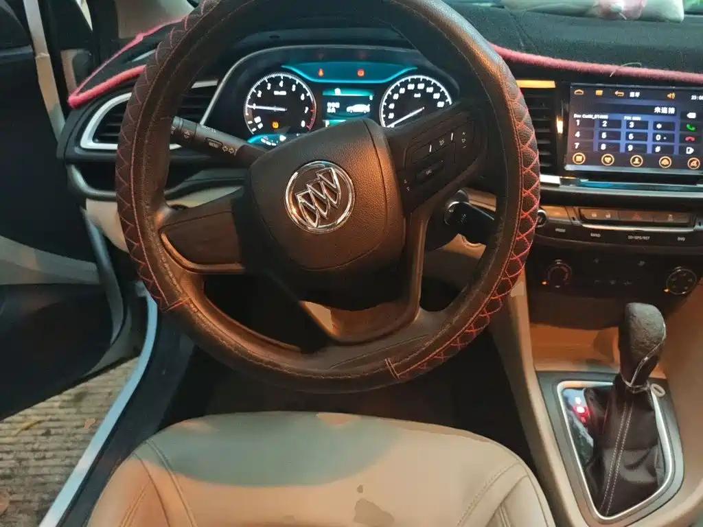 Buick Excelle GT 2017 — фото 11